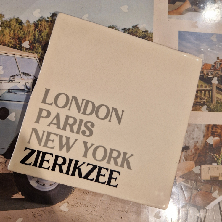 Tegeltje Zierikzee wit - conceptstore Liefs uit Zierikzee