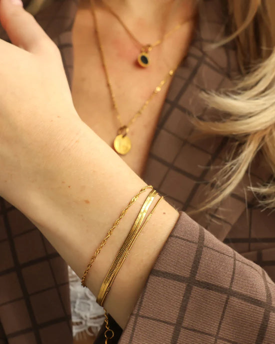 Loa Armband Gold