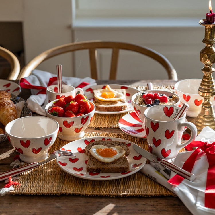 Bord Rode Hartjes  – Blond Amsterdam  -conceptstore Liefs uit Zierikzee 