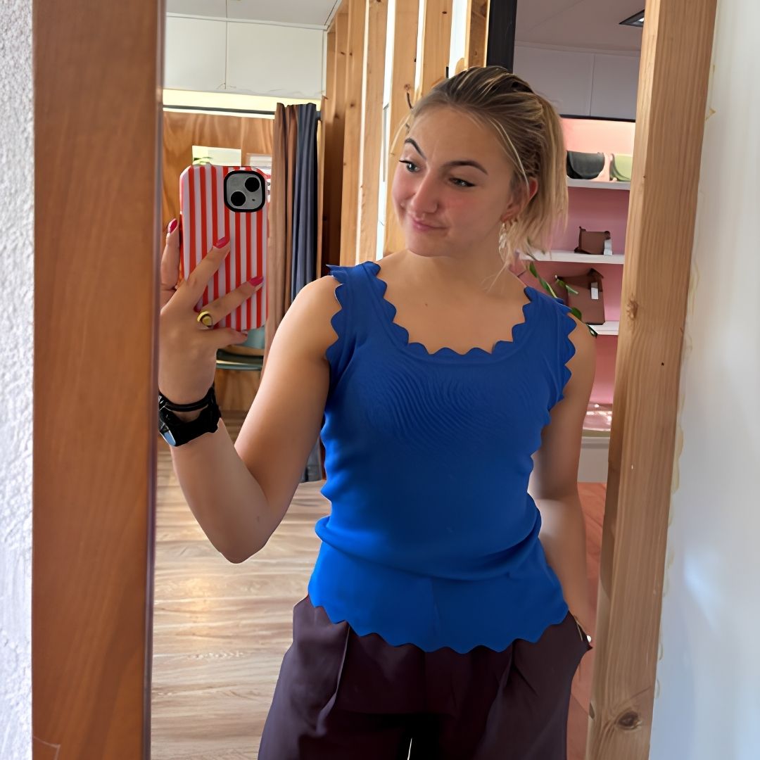 Top ruffle royal blue - conceptkassa Liefs uit Zierikzee 