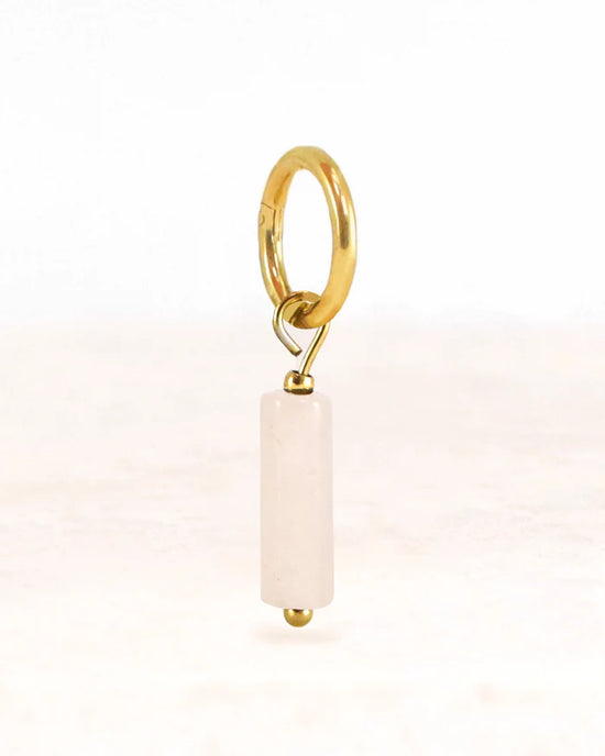 Gaia | Charm Milchquarz gold