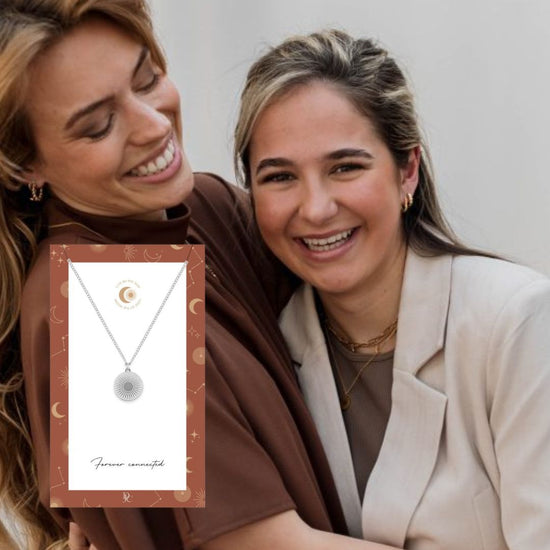 ketting zon zilver - forever connected - conceptstore Liefs uit Zierikzee 