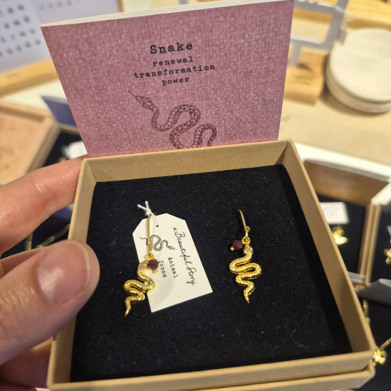 Oorbellen slang - a beautiful story - conceptstore LIefs uit Zierikzee 
